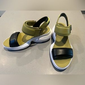 SOREL Blitz Explorer sandals, 6.5. New in box, never worn.